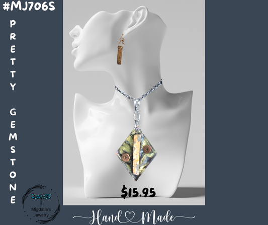 Pretty Gemstone (Handcrafted one-of-a-kind set)